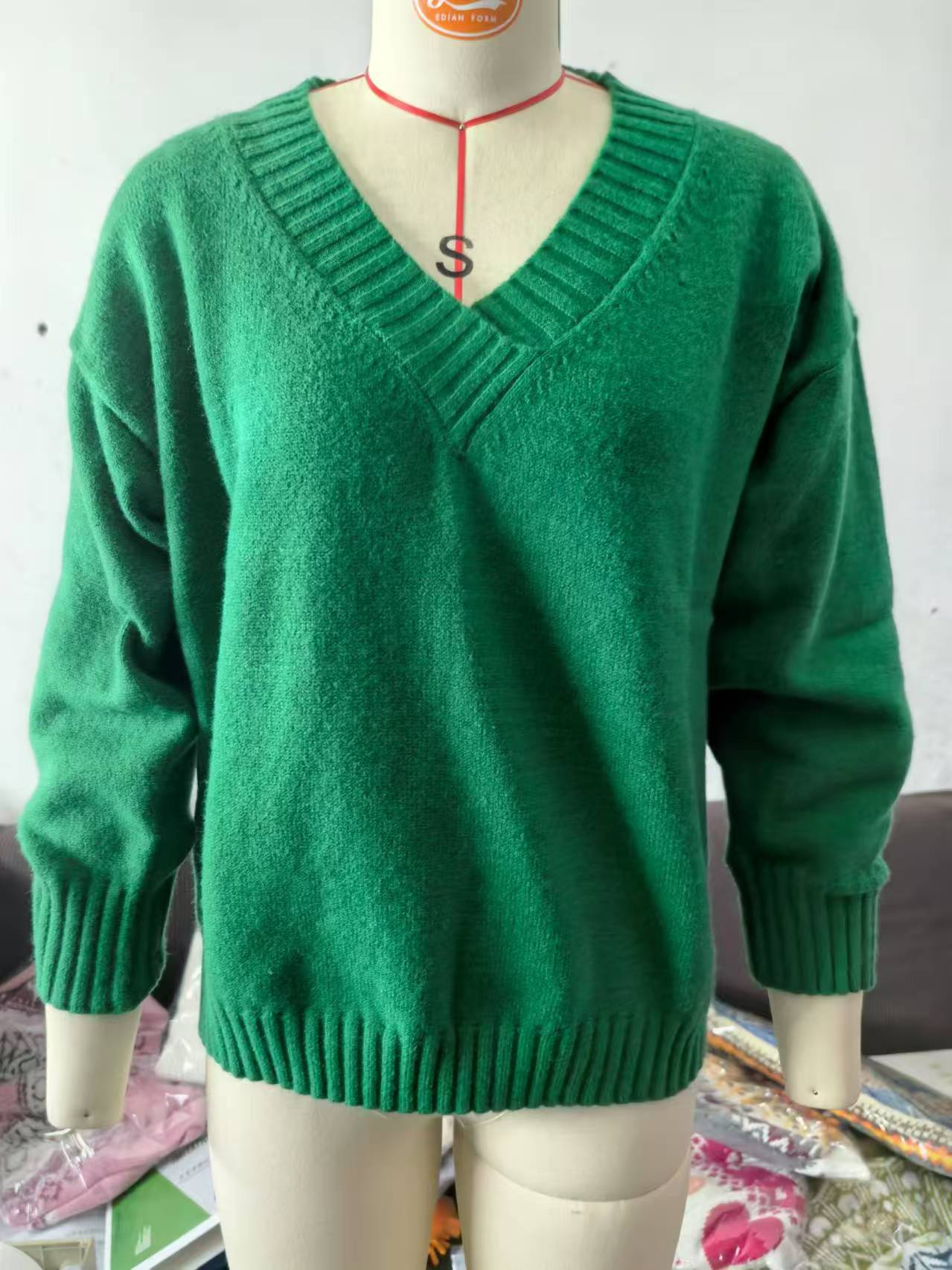 Damen Strickpullover mit V-Ausschnitt