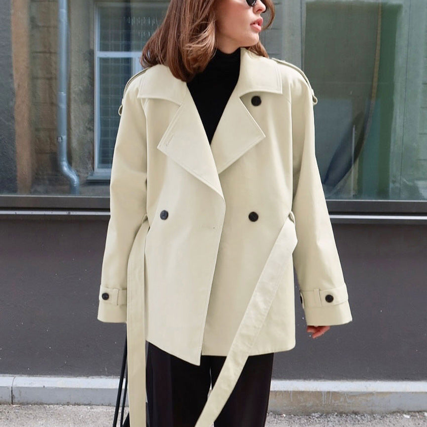 Eleganter Damen Trenchcoat mit Gürtel