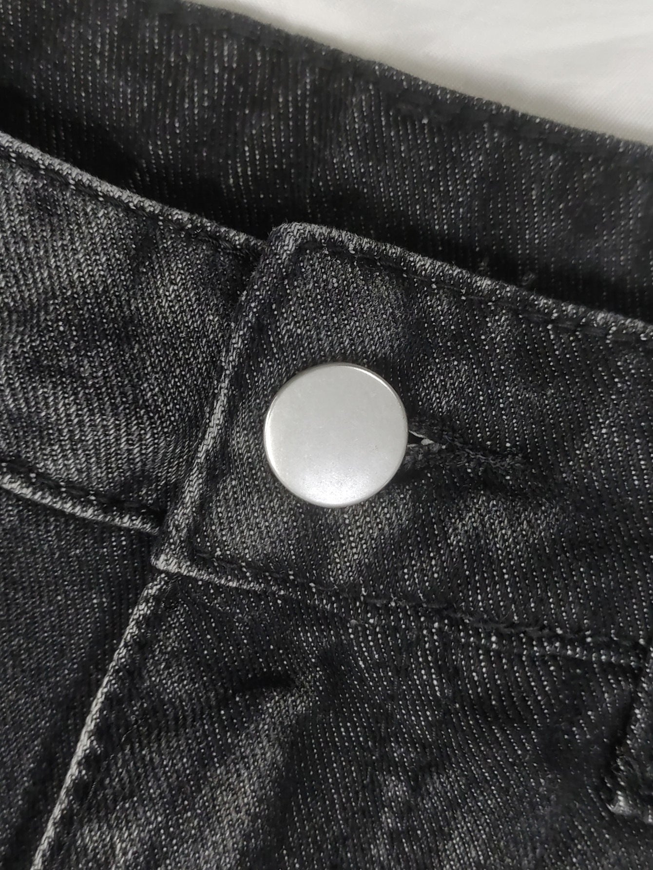 Herren Denim Jeans im Street-Look – Waschung & leichte Schlagform